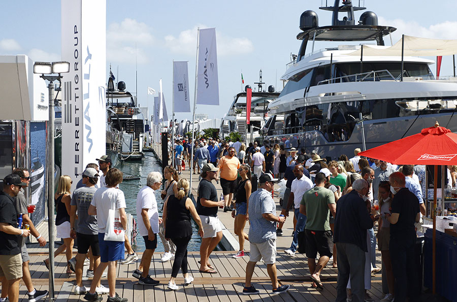 The store boat show